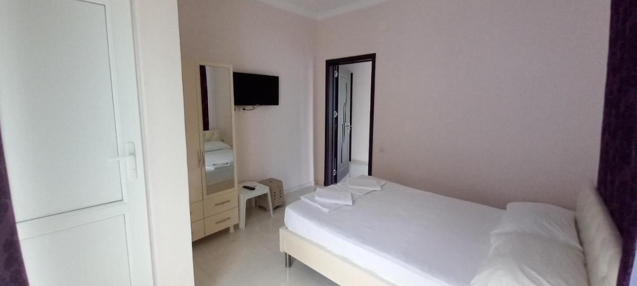 Guest House Marineza Гоніо Екстер'єр фото