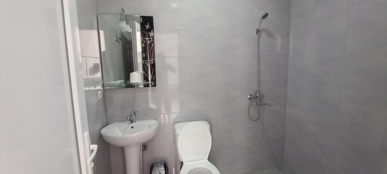 Guest House Marineza Гоніо Екстер'єр фото