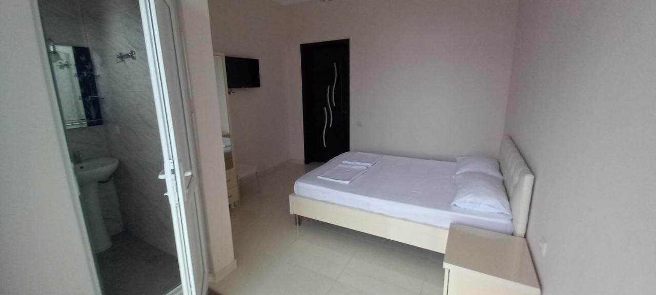 Guest House Marineza Гоніо Екстер'єр фото