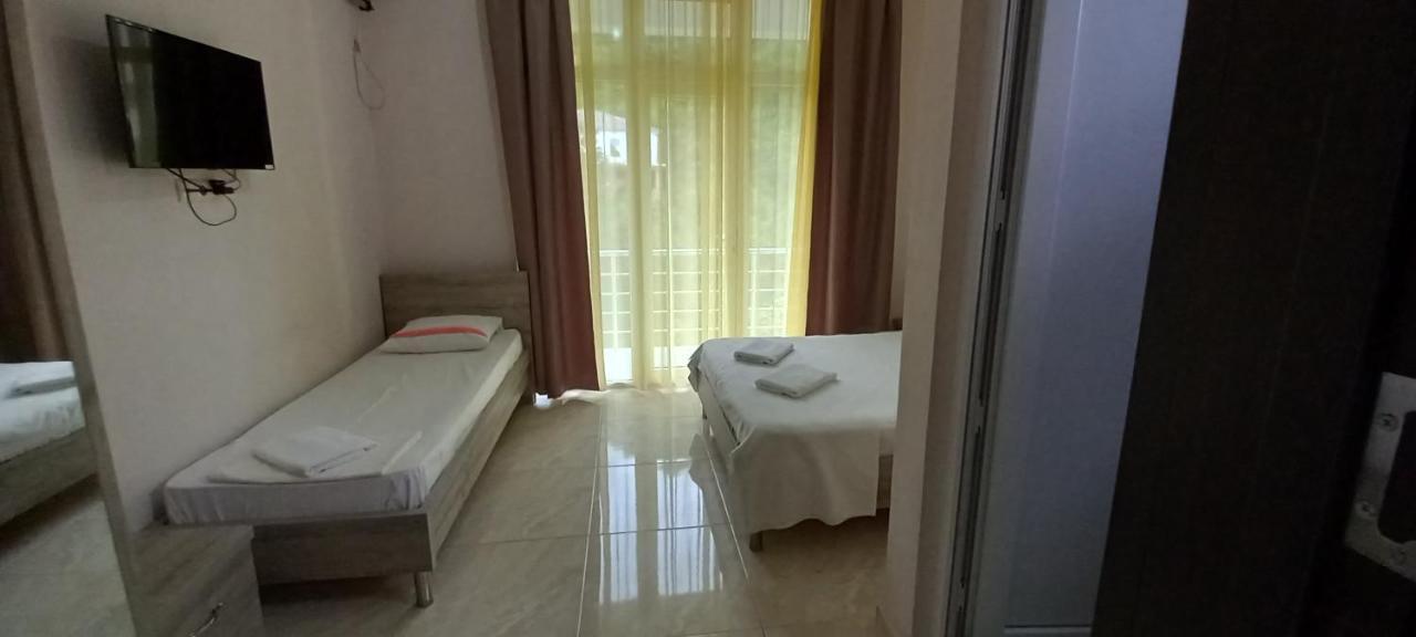 Guest House Marineza Гоніо Екстер'єр фото